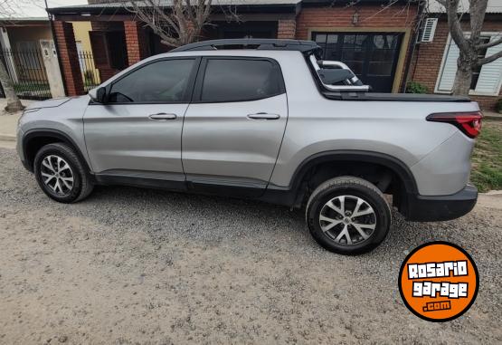 Autos - Fiat Toro 2021 Nafta 61000Km - En Venta