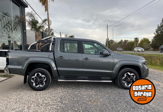 Camionetas - Volkswagen Amarok v6 Highline 4x4 AT 2024 Diesel 0Km - En Venta