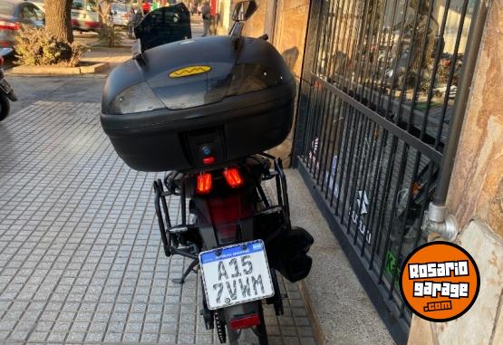 Motos - Bajaj DOMINAR 250 2022 Nafta 10000Km - En Venta