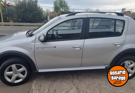 Autos - Renault Sandero 2010 Nafta 99220Km - En Venta