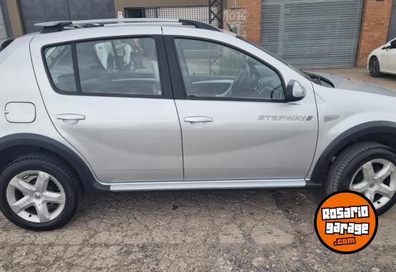 Autos - Renault Sandero 2010 Nafta 99220Km - En Venta