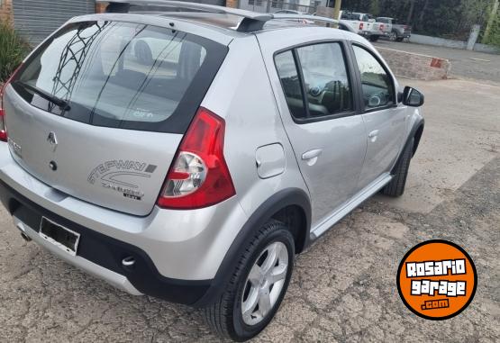 Autos - Renault Sandero 2010 Nafta 99220Km - En Venta