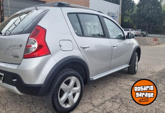 Autos - Renault Sandero 2010 Nafta 99220Km - En Venta