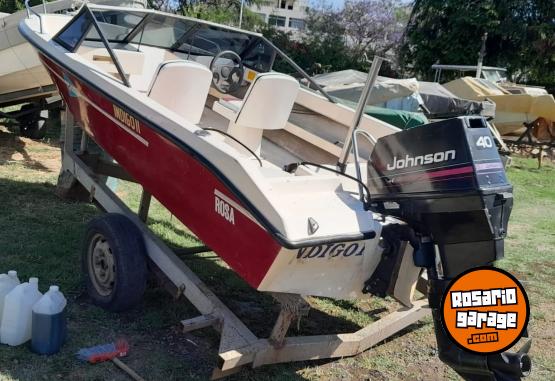 Embarcaciones - Robalo Fishing 4,70 con Johnson40hp - En Venta