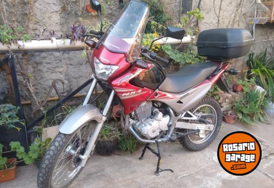 Motos - Honda NX 400 2011 Nafta 16700Km - En Venta