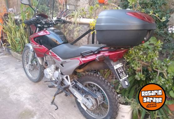 Motos - Honda NX 400 2011 Nafta 16700Km - En Venta