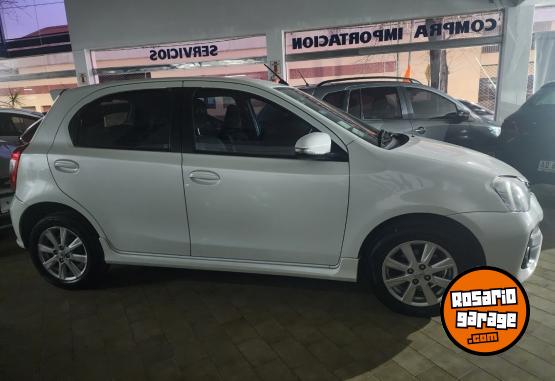 Autos - Toyota Etios xls 1.5 6M/T 2017 Nafta  - En Venta