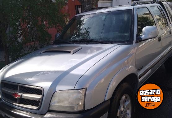 Camionetas - Chevrolet S10 DLX  4X4 2007 Diesel 220000Km - En Venta