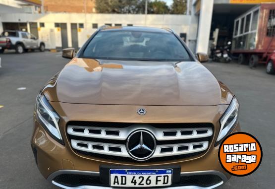 Autos - Mercedes Benz GLA 200 2018 Nafta 55000Km - En Venta