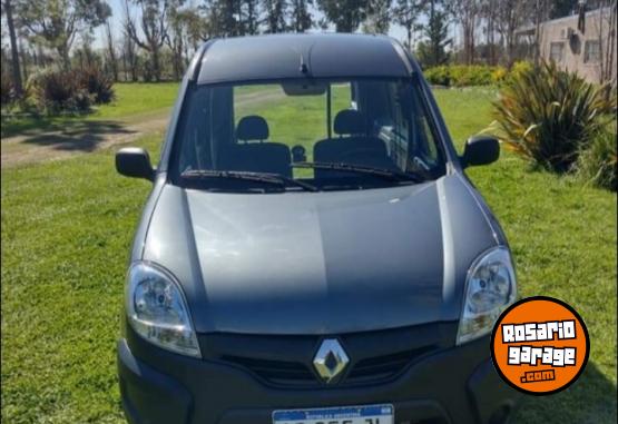 Utilitarios - Renault Kangoo 2018 Nafta 95000Km - En Venta