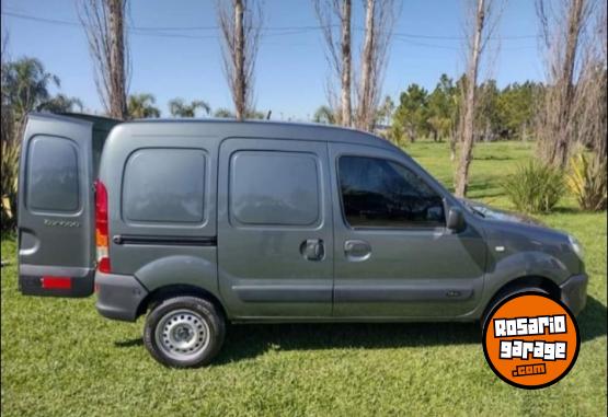 Utilitarios - Renault Kangoo 2018 Nafta 95000Km - En Venta