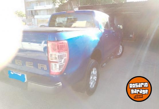 Camionetas - Ford Ranger xls 3.2 2021 Diesel 65000Km - En Venta