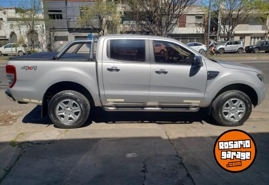 Camionetas - Ford RANGER 3.2 TDI 4X4 XLT 2015 Diesel 126000Km - En Venta