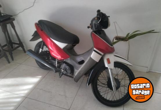 Motos - Motomel 110 2016 Nafta 10400Km - En Venta