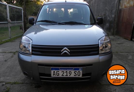 Utilitarios - Citroen Berlingo Multispace 2023 Nafta 6100Km - En Venta