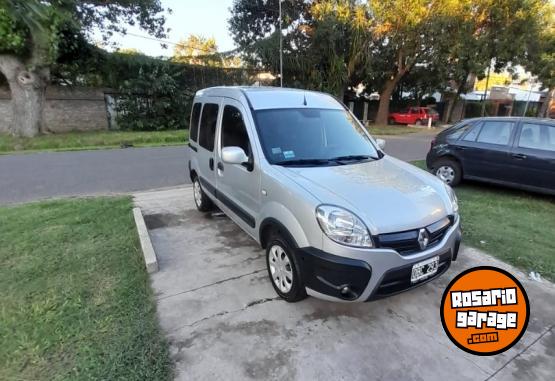 Utilitarios - Renault Kangoo 2014 Nafta 113000Km - En Venta