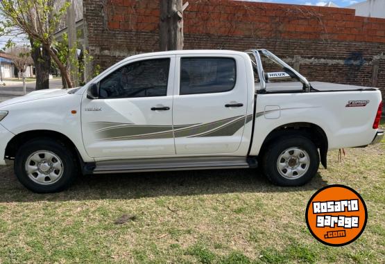 Camionetas - Toyota Hilux 2013 Diesel 243000Km - En Venta