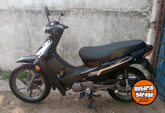 Motos - Keller Crono 2024 Nafta 4000Km - En Venta