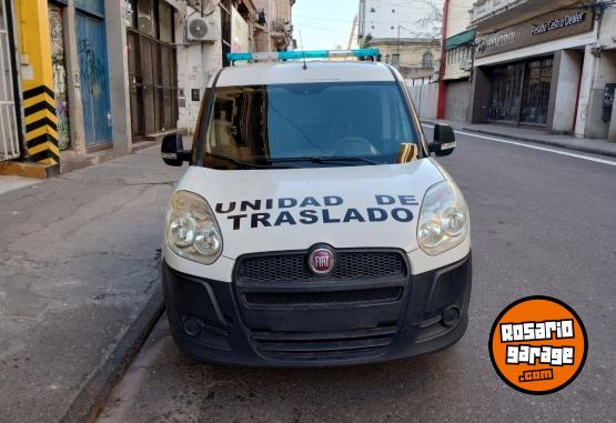 Utilitarios - Fiat Doblo 2014 GNC 165000Km - En Venta