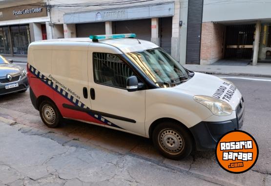 Utilitarios - Fiat Doblo 2014 GNC 165000Km - En Venta