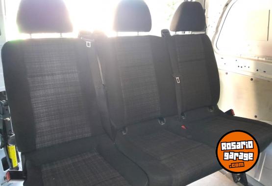 Utilitarios - Mercedes Benz Vito 2016 Diesel 185000Km - En Venta