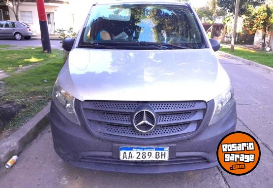 Utilitarios - Mercedes Benz Vito 2016 Diesel 185000Km - En Venta