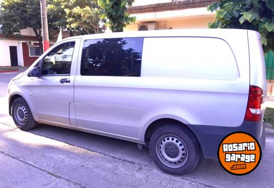 Utilitarios - Mercedes Benz Vito 2016 Diesel 185000Km - En Venta