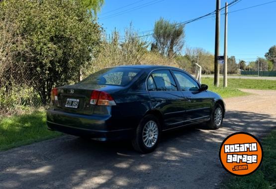 Autos - Honda Civic 2005 Nafta 236000Km - En Venta