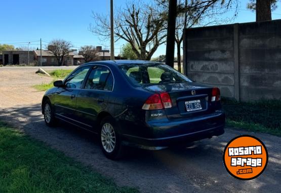 Autos - Honda Civic 2005 Nafta 236000Km - En Venta