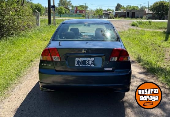 Autos - Honda Civic 2005 Nafta 236000Km - En Venta