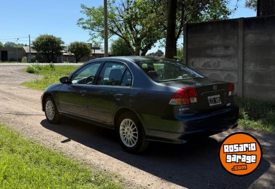 Autos - Honda Civic 2005 Nafta 236000Km - En Venta