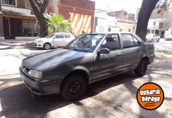 Autos - Renault 19 rn 1997 GNC 200000Km - En Venta