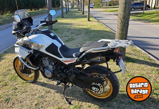 Motos - CF 800 MT Touring 2023 Nafta 5650Km - En Venta