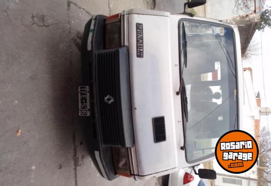 Utilitarios - Renault Trafic 1987 GNC 165000Km - En Venta