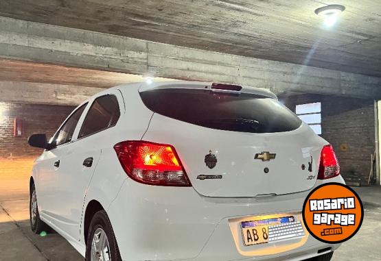 Autos - Chevrolet ONIX JOY LS+ 2017 Nafta 68500Km - En Venta