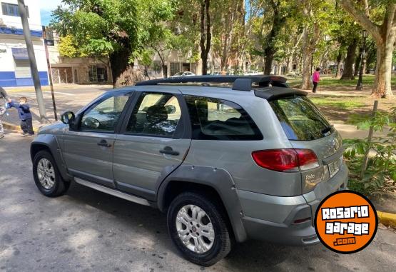 Autos - Fiat Adventure 2011 Nafta 170000Km - En Venta