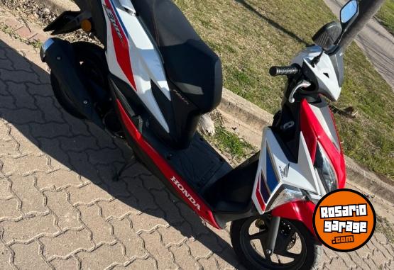 Motos - Honda lite 125 tricolor 2018 Nafta 24000Km - En Venta