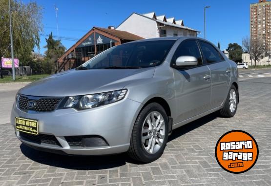 Autos - Kia SERATO 1.6 2011 Nafta 112000Km - En Venta