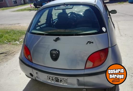 Autos - Ford Ka 1998 Nafta 180000Km - En Venta