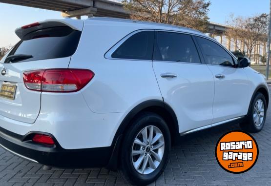 Camionetas - Kia SORENTO 2.4 EX 2017 Nafta 129000Km - En Venta