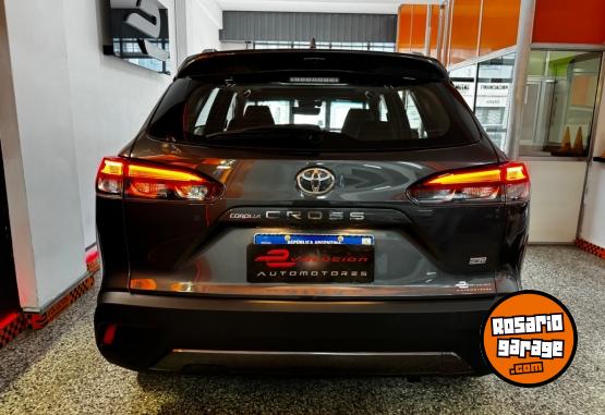 Autos - Toyota Corolla Cross 2024 Nafta 0Km - En Venta