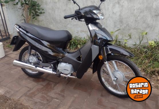 Motos - Mondial Max 2023 Nafta 2600Km - En Venta