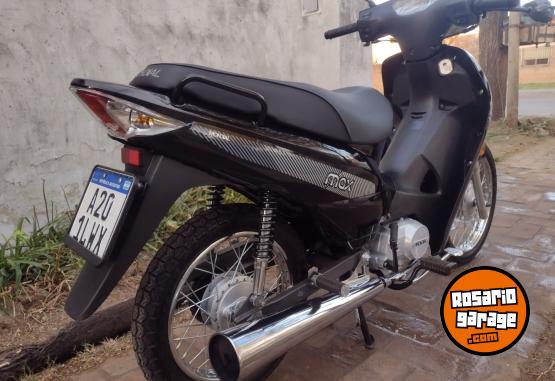 Motos - Mondial Max 2023 Nafta 2600Km - En Venta