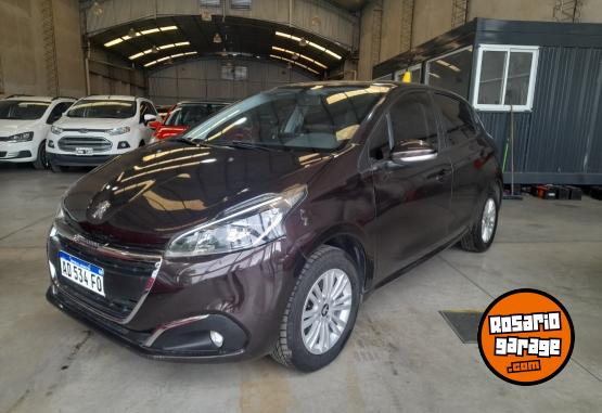 Autos - Peugeot 208 2018 Nafta 62000Km - En Venta