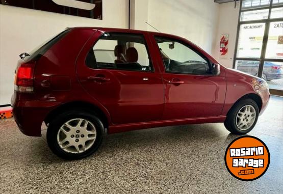 Autos - Fiat PALIO HLX 2005 Nafta 260000Km - En Venta