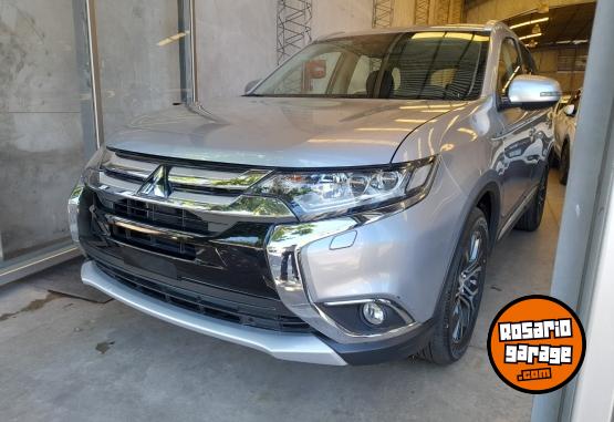 Camionetas - Mitsubishi Outlander 2016 Nafta 32Km - En Venta