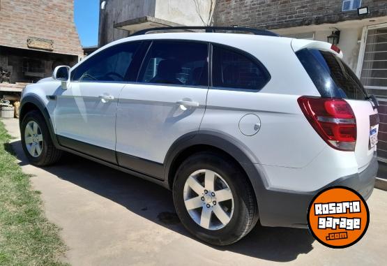 Camionetas - Chevrolet Captiva LS 2017 Nafta 158000Km - En Venta