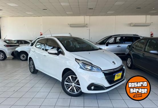 Autos - Peugeot 208 Feline 2018 Nafta 29000Km - En Venta