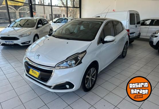 Autos - Peugeot 208 Feline 2018 Nafta 29000Km - En Venta