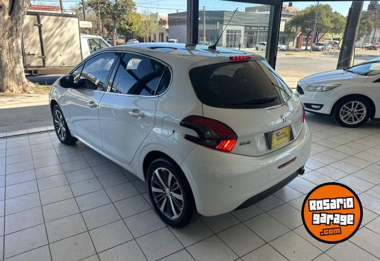 Autos - Peugeot 208 Feline 2018 Nafta 29000Km - En Venta